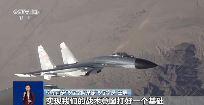 我國空軍(jun)首批殲-11B戰機女飛(fei)行學員順利單飛(fei)