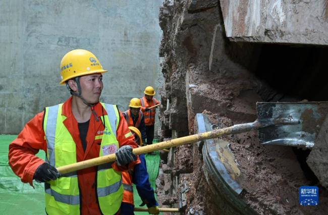 合(he)肥軌道(dào)交通4号(hào)線南延(yan)線全線(xian)“洞通”