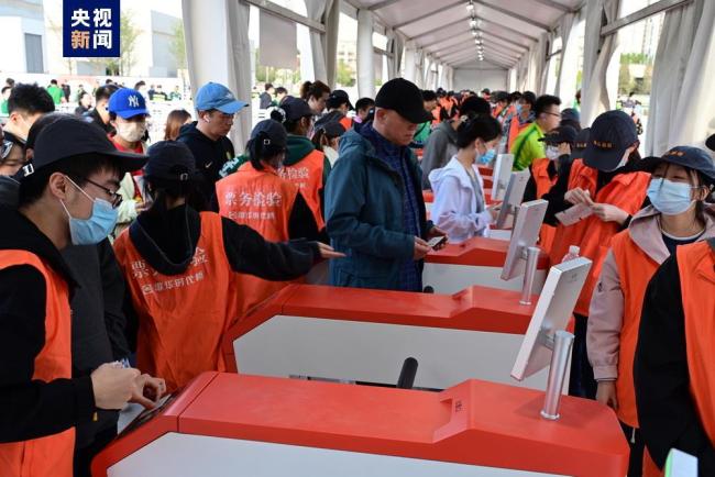 北(běi)京警方發(fa)布“五一”期(qi)間大型活(huo)動安全提(tí)示